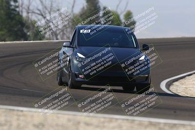 media/Nov-08-2025-Speed Ventures (Sat) [[1c7a6332f5]]/TC B/Session 2 (Turn 2)/